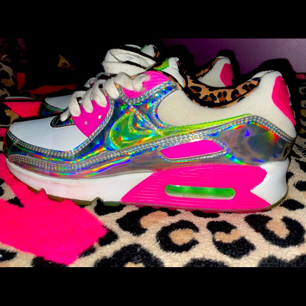 Nike Air Maxes. Only worn once.
